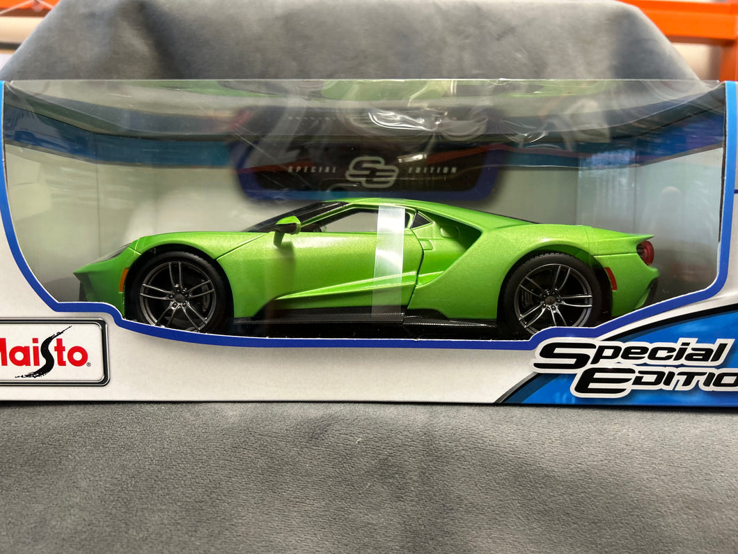 2017 FORD GT - LIME