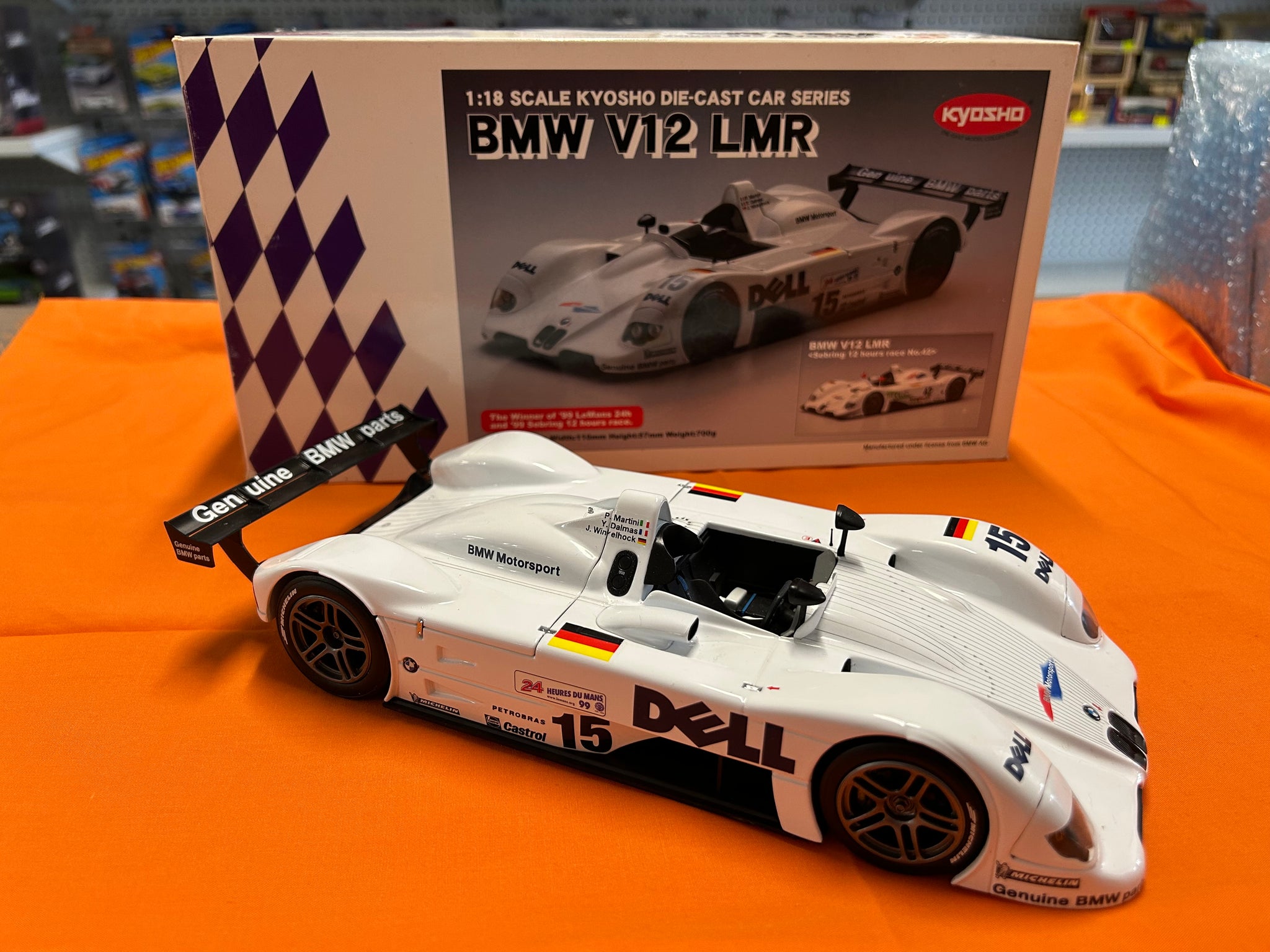 15 BMW LMR V12 LeMANS WINNER 1999 – Diecastplus Newcastle