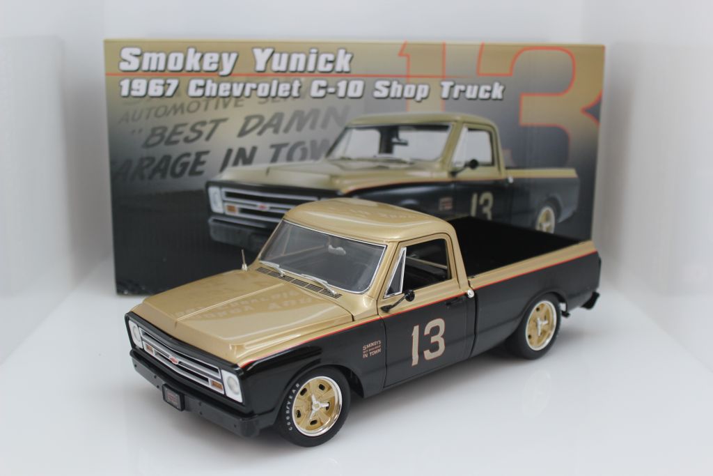 1967 CHEVROLET C-10 SHOP TRUCK - SMOKEY YUNICK