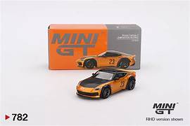 MGT782 NISSAN FAIRLADY Z LB*NATION WORKS - LB GOLD