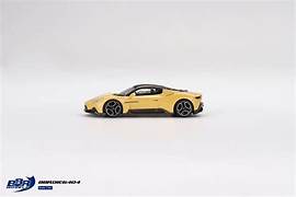 BBRDIE6404 MASERATI MC20 - GIALLO GENIO