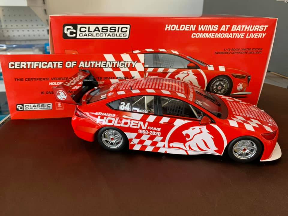 HOLDEN WINS AT BATHURST COMMEMORATIVE LIVERY (HOLDEN ZB COMMODORE)
