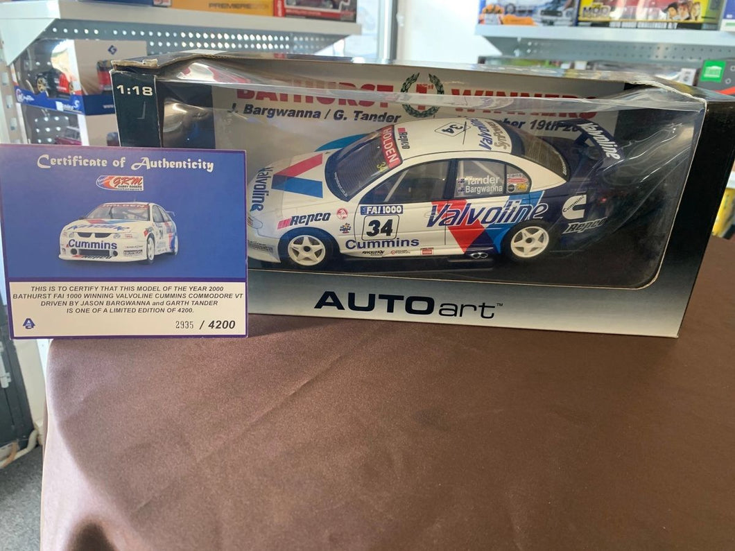 #34 GRM HOLDEN VT COMMODORE TANDER/BARGWANNA (BATHURST WINNER 2000)