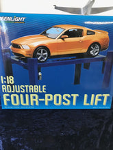 Load image into Gallery viewer, 1/18 4 POST HOIST - COLOURED
