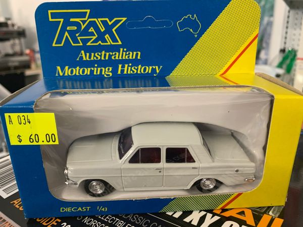 8020 1963 HOLDEN EH SEDAN (FOWLERS IVORY)