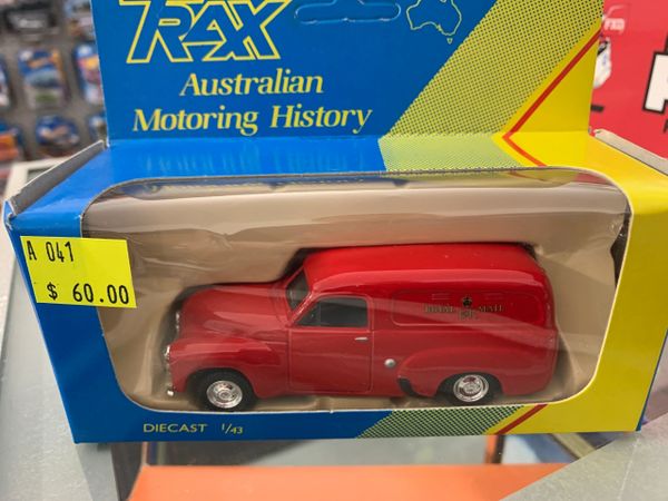 8003P 1951 HOLDEN FJ PANELVAN (RED ROYAL MAIL DELIVERY)