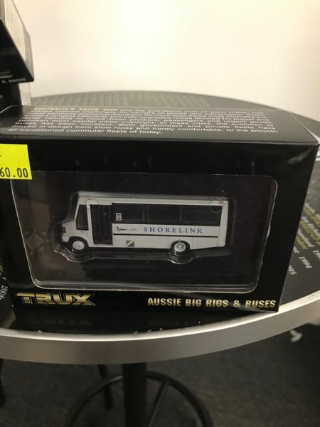 TX14C MERCEDES MINI BUS SHORELINK (SAN HOSPITAL)